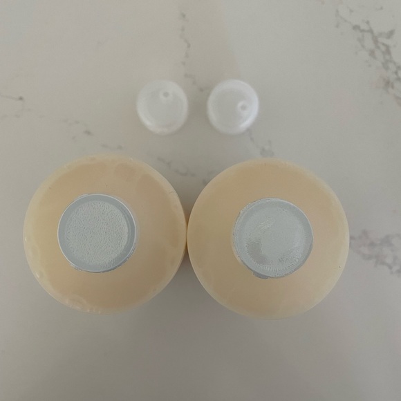 Olaplex No. 4 Shampoo (2) - Picture 2 of 2